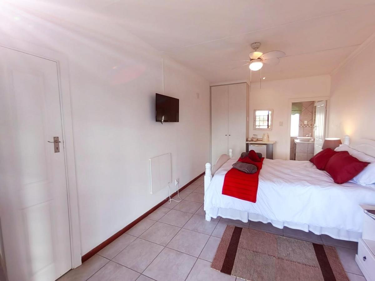 Aviators Paradise Guest House Mosselbaai Buitenkant foto