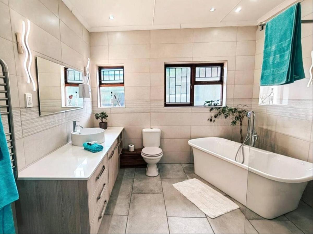 Aviators Paradise Guest House Mosselbaai Buitenkant foto