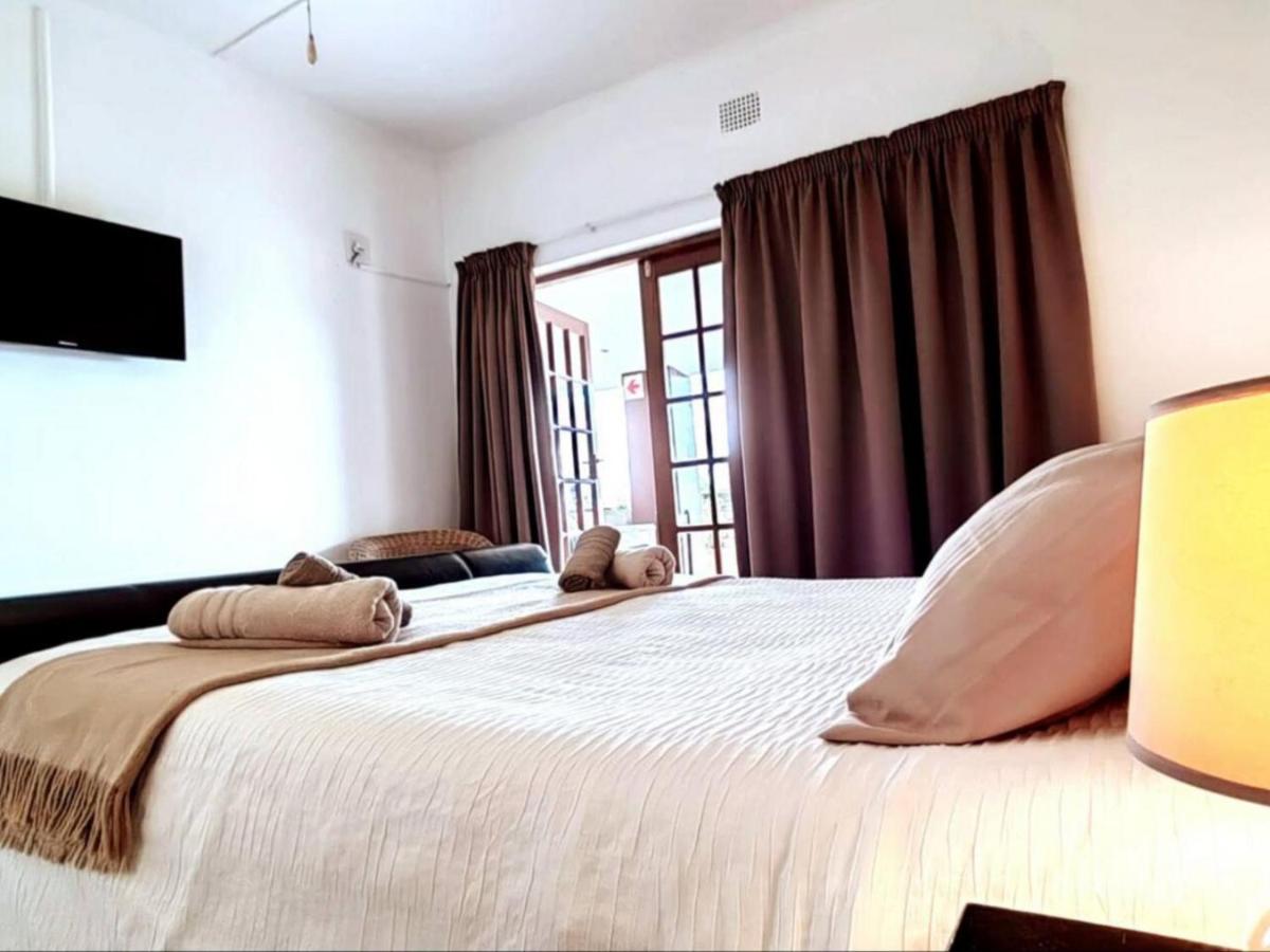 Aviators Paradise Guest House Mosselbaai Buitenkant foto